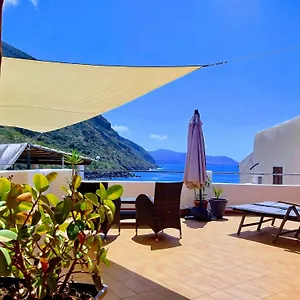 Seaside Hotel